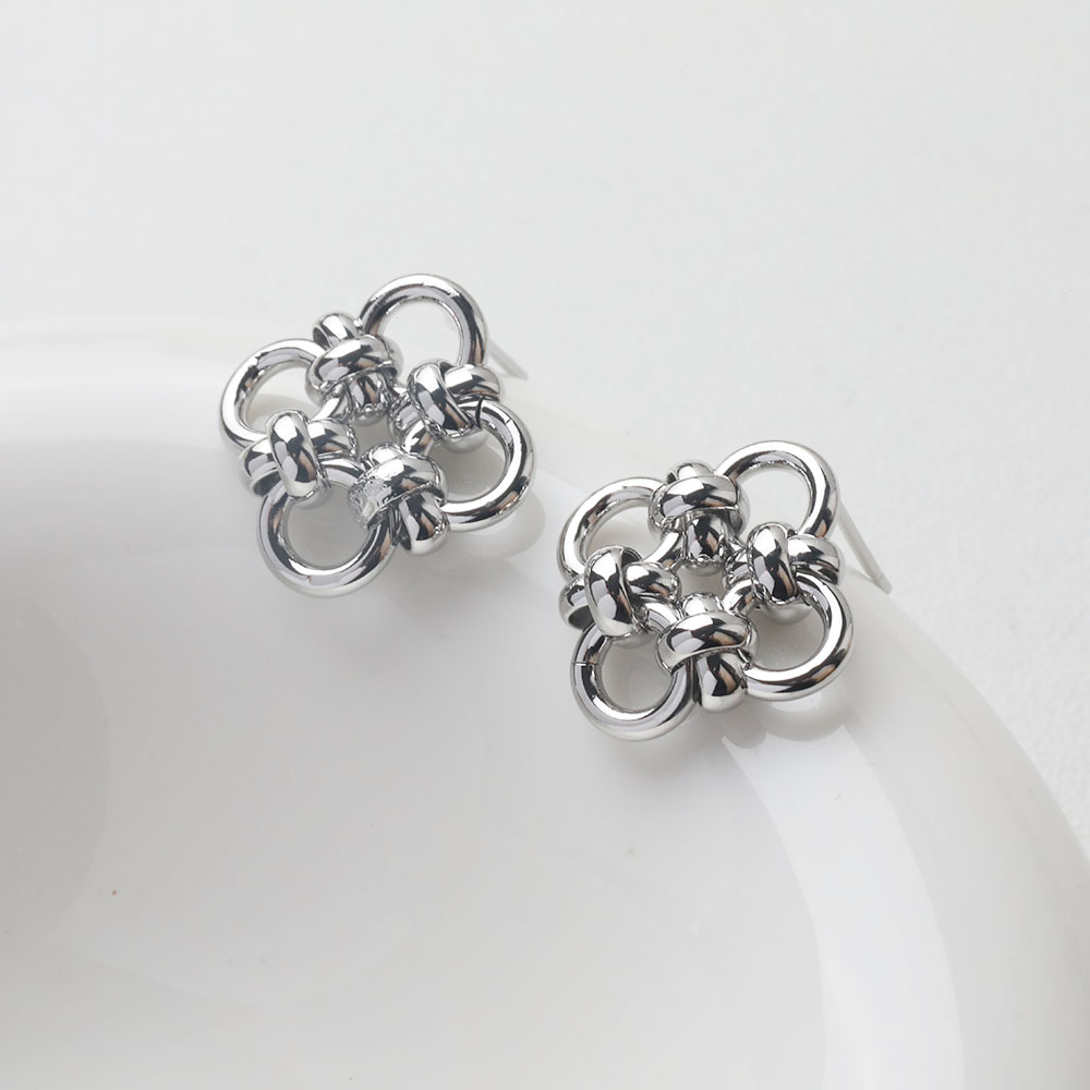 4PCS Dainty Flower Ear Studs E - Florist Supplies recension och pris